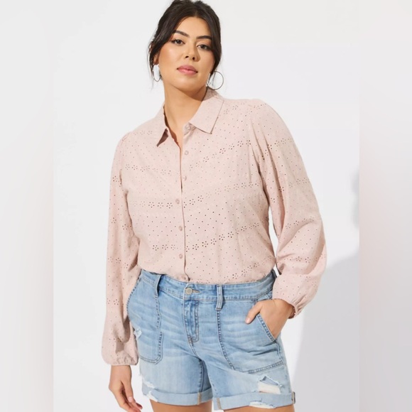 torrid Tops - NWT Torrid Eyelet Button Up Long Sleeve Shirt in mushroom size 2X